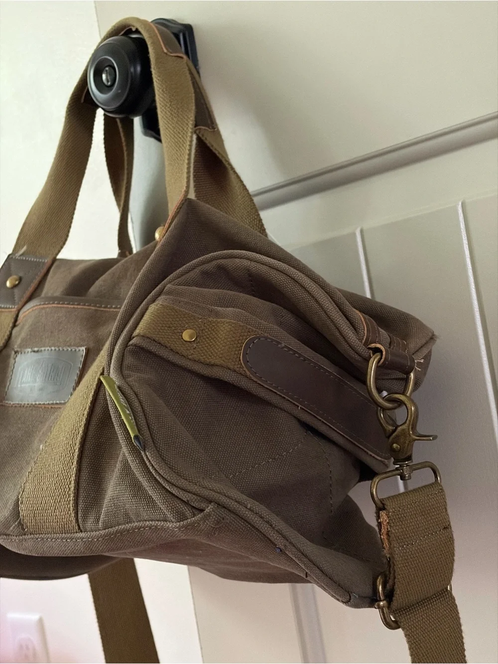 Lake & Trail Heavy Duty Canvas Duffel Bag - Olive Drab Green Weekender
